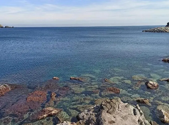شقة Colera, Mar Amunt كولرا